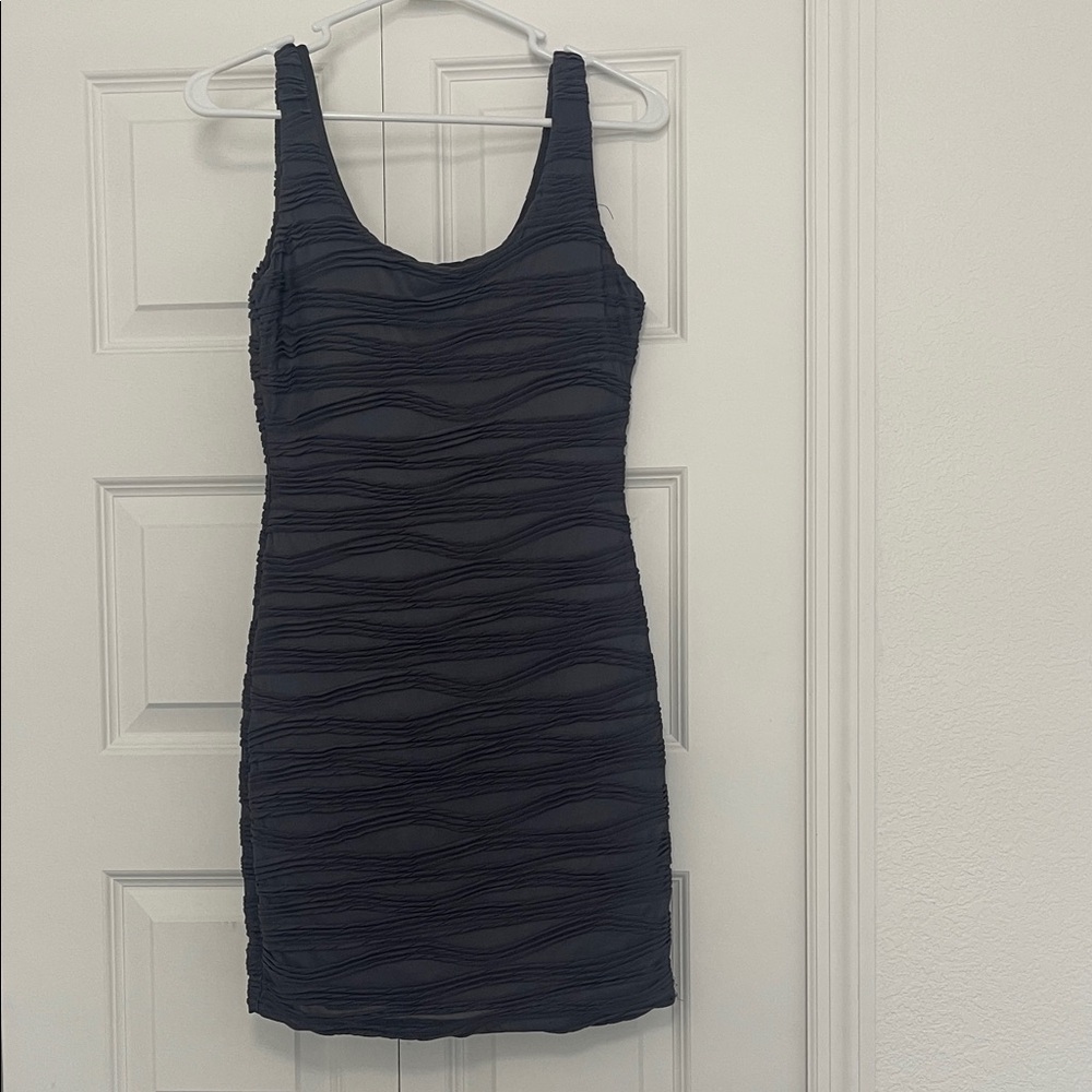 Elegant Gray Sleeveless Dress
